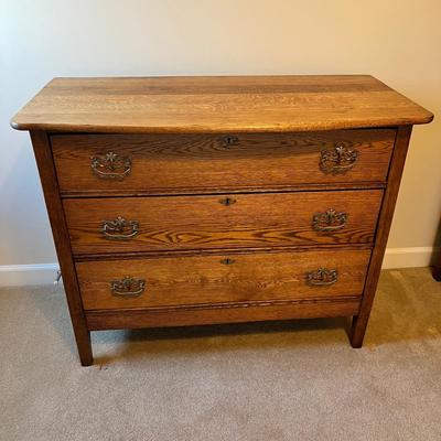 Three Drawer Oak Dresser (UB1-RG)