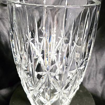 Marquis by Waterford 9.5" Vertical Starburst Cut Crystal Vase – Brilliant Elegance in Glass