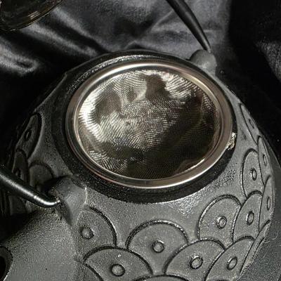 New Old Stock Cast Iron Tetsubin Teapot | Silver-Black Textured Floral Relief | Enamel Interior | Traditional Japanese Design | Pristine...