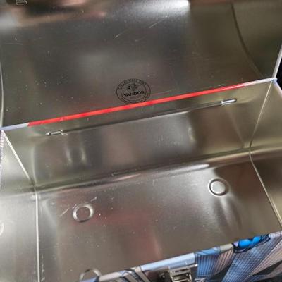 Vintage 2000s Vandor Collectible Tins Superman DC Comics Metal Lunch Box | Flying Man of Steel Over Metropolis | Hinged Lid w/ Handle |...