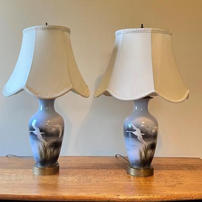 Matching Pair of Porcelain Lamps With Painted Swans MCM Style (UB1-RG)
