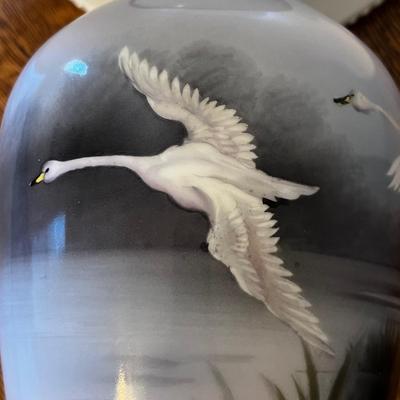 Matching Pair of Porcelain Lamps With Painted Swans MCM Style (UB1-RG)