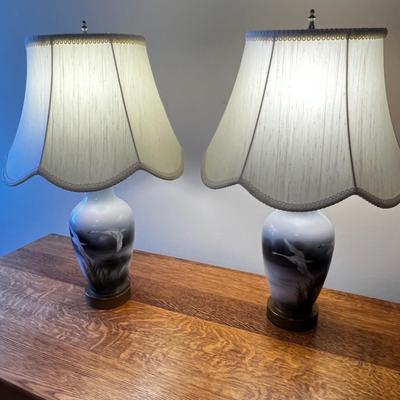 Matching Pair of Porcelain Lamps With Painted Swans MCM Style (UB1-RG)