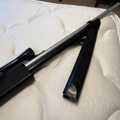 Remington AirMaster 77 Air Rifle Plus Pellets & More (UB1-RG)