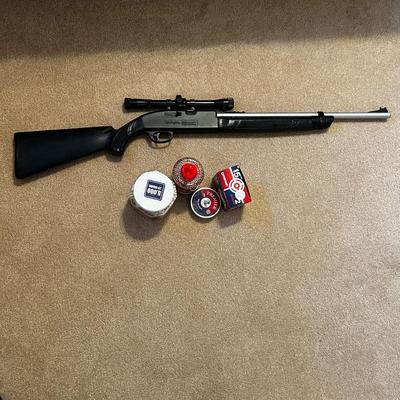 Remington AirMaster 77 Air Rifle Plus Pellets & More (UB1-RG)