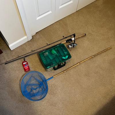 Zebco ‘Genesis’ (New) Fishing Rod Plus Net, Lures & More (IB1-RG)