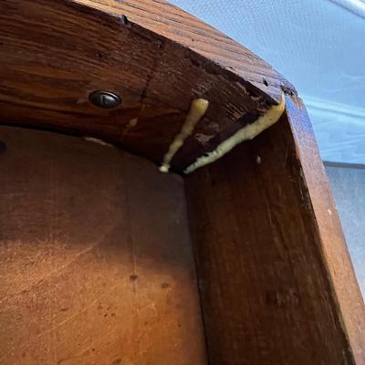 Queen Anne Style Writing Desk (UB1-RG)