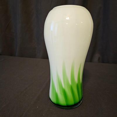 Pair of Blown Glass Vases in Pullerd Feather Style (BD-JS)