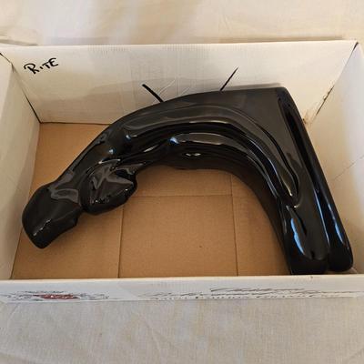 Black Ceramic 'Lovers Rendezvous' Sculpture (BD-JS)