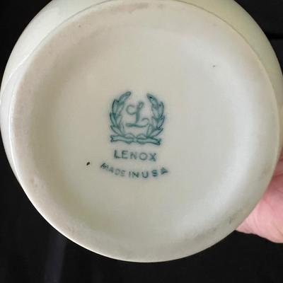 Lenox ‘Masterpiece’ & ‘Wheat’ Porcelain Vases (LR-RG)