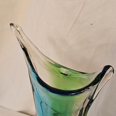 Eastern Glass Stretched Style Vase (BD-JS)