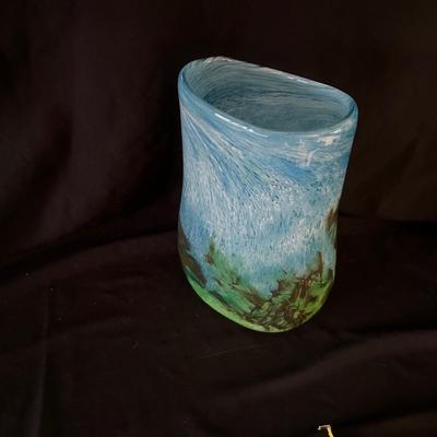 Signed Hand Blown Art Glass Vase (LR-RG)