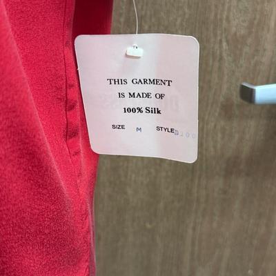 Sale Photo Thumbnail #109: In New with Tag condition.