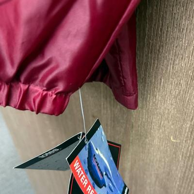 Sale Photo Thumbnail #145: In new with tag condition.