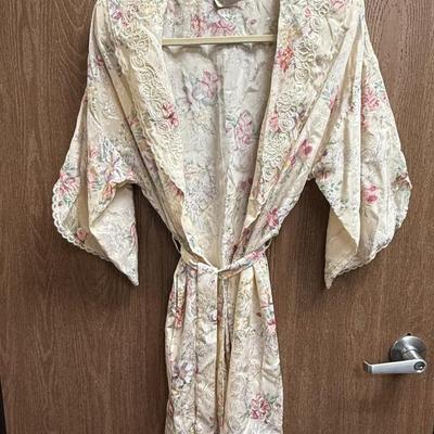 Sale Photo Thumbnail #141: In good condition.