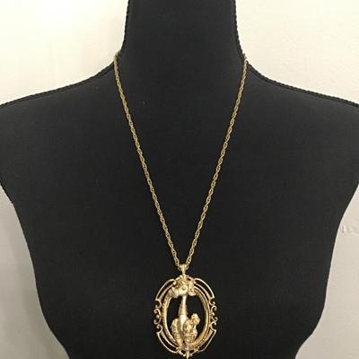 Vintage, Victorian, gold, toned, brooch/pendant poodle