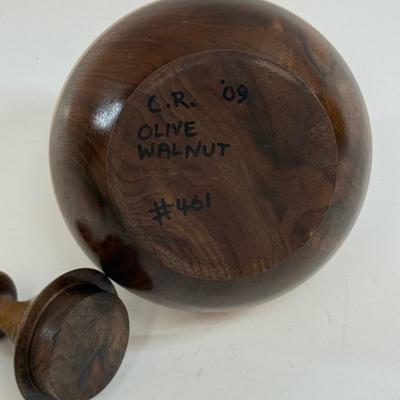 Sale Photo Thumbnail #112: In very good condition.