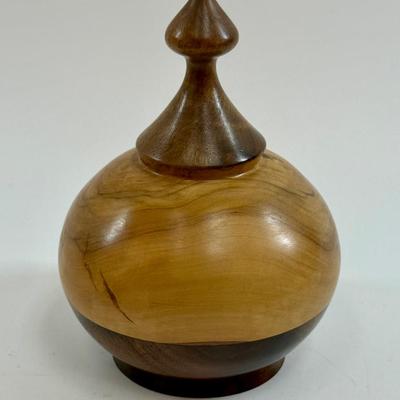 Sale Photo Thumbnail #114: In very good condition.