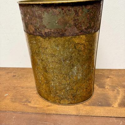 Sale Photo Thumbnail #86: In fair condition with lots of rust. Approx. 13" tall.