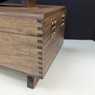 KIWI Hand Crafted Shoe Valet