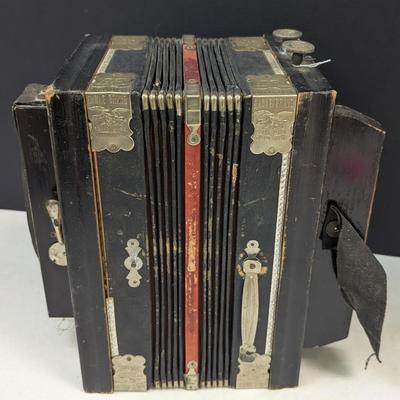 Vintage Bell Metal Reeds Accordion