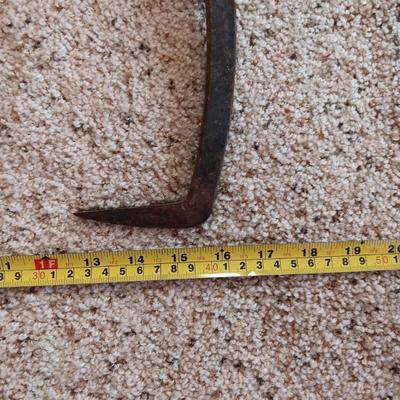 LARGE CAST IRON ICE BLOCK TONGS