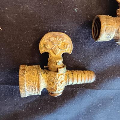 ANTIQUE ORNATE GAS LAMP BRASS VALVES