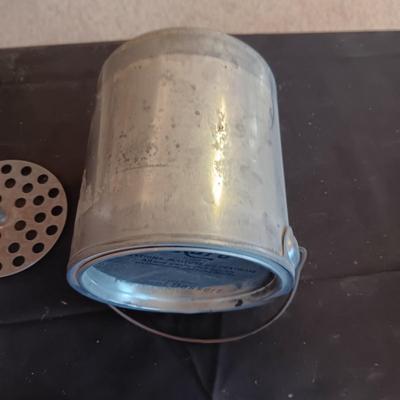 VINTAGE KITCHEN ITEMS