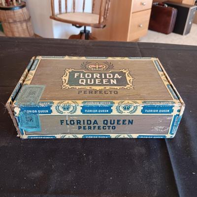A COLLECTION OF CIGAR BOXES