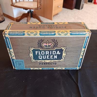 A COLLECTION OF CIGAR BOXES