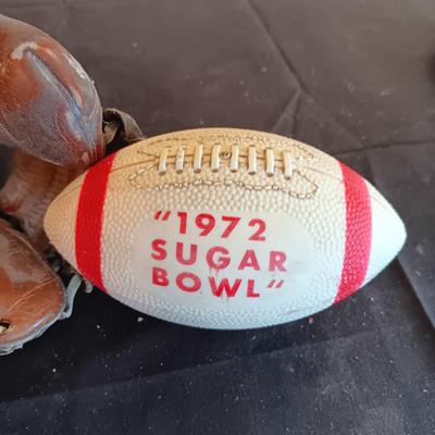 VINTAGE CATCHERS MITT, 1972 SUGAR BOWL TOY FOOTBALL
