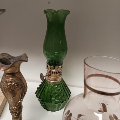 LADY JOSEPHINE SHOE SHINE HOLDER