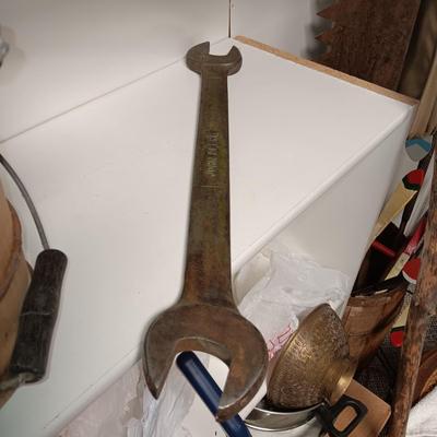 LONG JOHN DEERE COMBINATION WRENCH