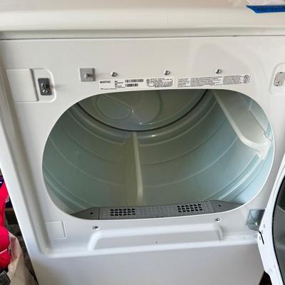 2006 Maytag Natural Gas Dryer 28 X 30 X47 large capacity