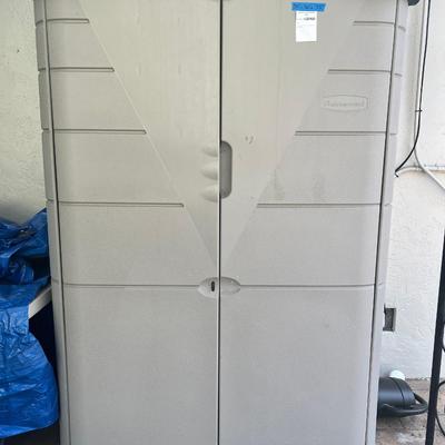 Rubbermaid storage cabinet contents not included