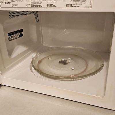 G.E. Microwave Oven (BD-JS)