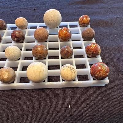 COLLECTIBLE MARBLES (6)