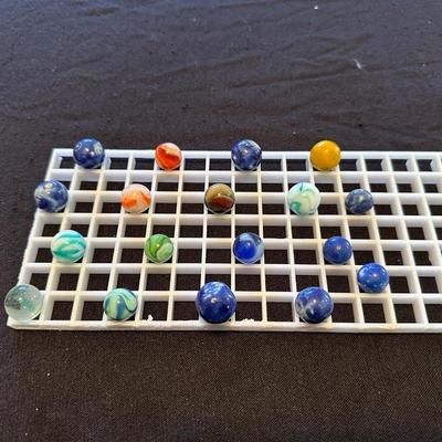 COLLECTIBLE MARBLES (7)