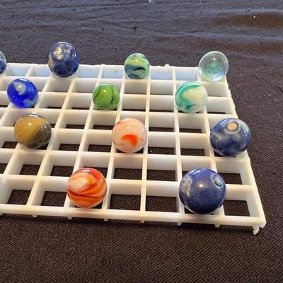 COLLECTIBLE MARBLES (7)