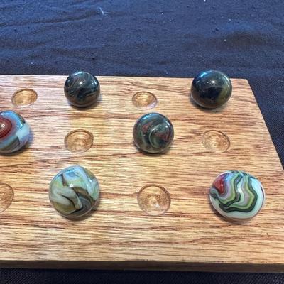 COLLECTIBLE MARBLES (8)