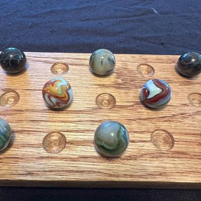 COLLECTIBLE MARBLES (8)