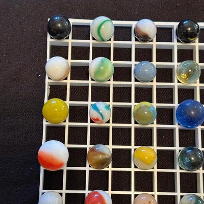 COLLECTIBLE MARBLES (9)