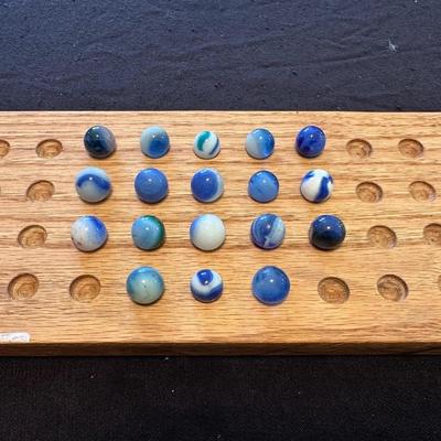 COLLECTIBLE MARBLES (16)