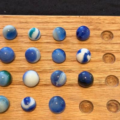 COLLECTIBLE MARBLES (16)