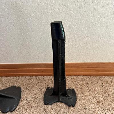 VINTAGE CAST IRON COBBLERS SHOE ANVILS