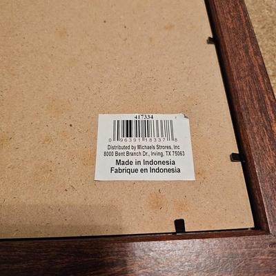 Assortment of Modern Wood Look Frames (BD-JS)