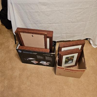 Assortment of Modern Wood Look Frames (BD-JS)