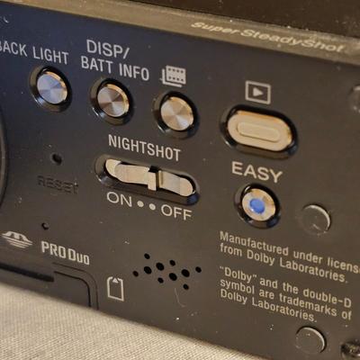 Sony HDR-CX7 Digital Handycam & Accessories (BD-JS)