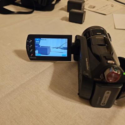 Sony HDR-CX7 Digital Handycam & Accessories (BD-JS)