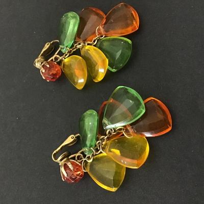 Vintage multi colored faux glass clip on dingle earrings